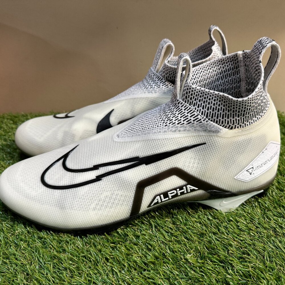 Nike Alpha Menace Elite 3 White Black Football Cleats Men’s Size 16 CT6648-100